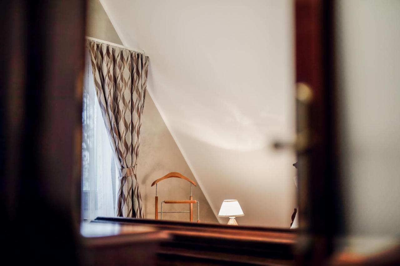 Hotel Dunav Ilok Bagian luar foto